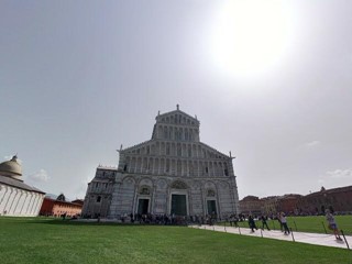 Appartamento in Vendita a Pisa, 420 m²