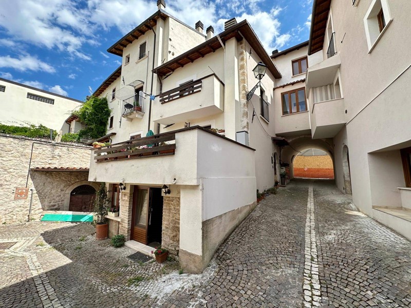 Casa Indipendente in Vendita a San Demetrio ne' Vestini, 98'000€, 80 m²