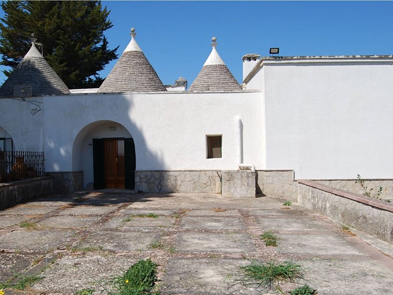 Villa in Vendita a Martina Franca, 270'000€, 250 m²