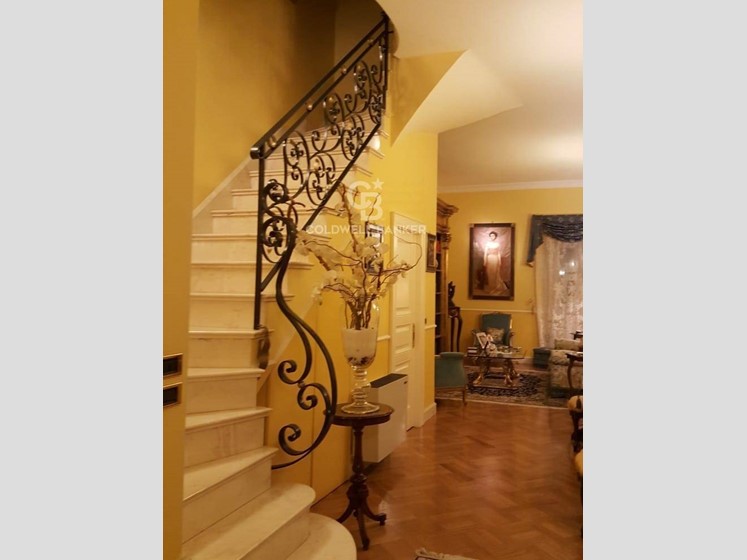 Appartamento in Vendita a Barletta, 341 m²