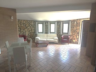 Villa in Vendita a Anzio, 269'000€, 100 m²