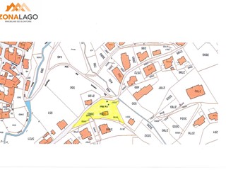 Attività commerciale in Vendita a Zone, 138'000€, 1400 m²