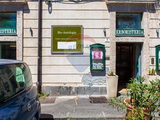 Immobile commerciale in Vendita a Catania, 205'000&euro;, 75 m²