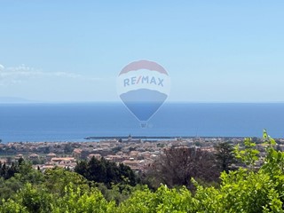 Terreno agricolo in Vendita a Giarre, 480'000€, 55324 m²