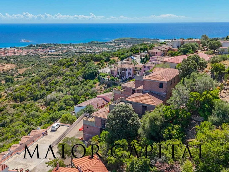 Rustico in Vendita a Budoni, 500'000€, 450 m²