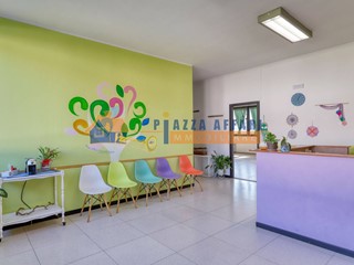 Immobile commerciale in Vendita a Castiglione Olona, 158'000€, 164 m²