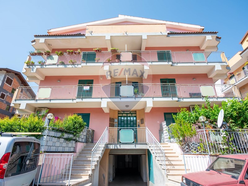 Trilocale in Vendita a Graniti, 76'000€, 108 m²