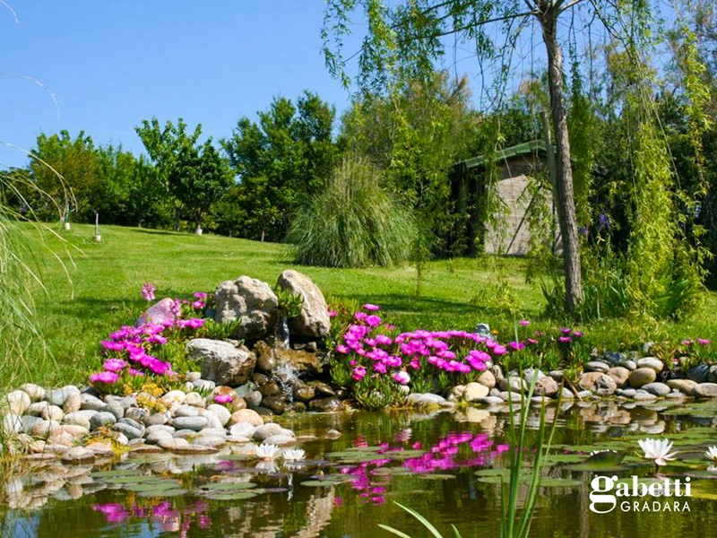 Villa in Vendita a Gradara, 695'000&euro;, 444 m²