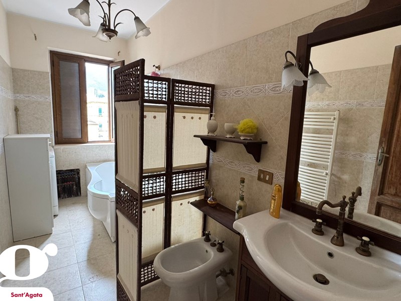 Appartamento in Vendita a Sant'Agata di Militello, 130 m²