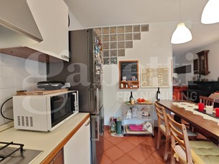 Casa Indipendente in Vendita a Sesto Fiorentino, 695'000€, 140 m²