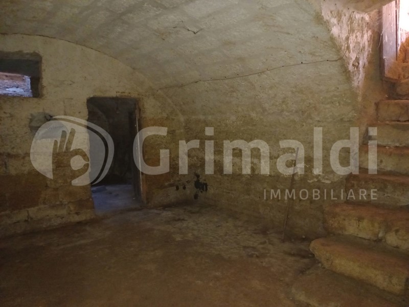 Casa Indipendente in Vendita a Ugento, 295'000€, 225 m²