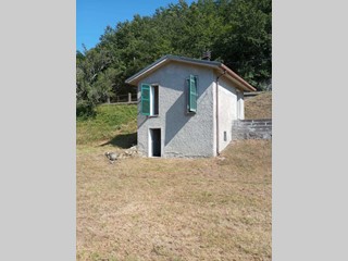 Appartamento in Vendita a Tornolo, 25'000&euro;, 50 m²