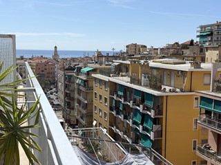 Bilocale in Vendita a Sanremo, 215'000€, 60 m², con Box