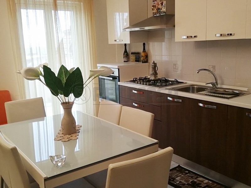 Bilocale in Affitto a Caltanissetta, 350€, 70 m², arredato