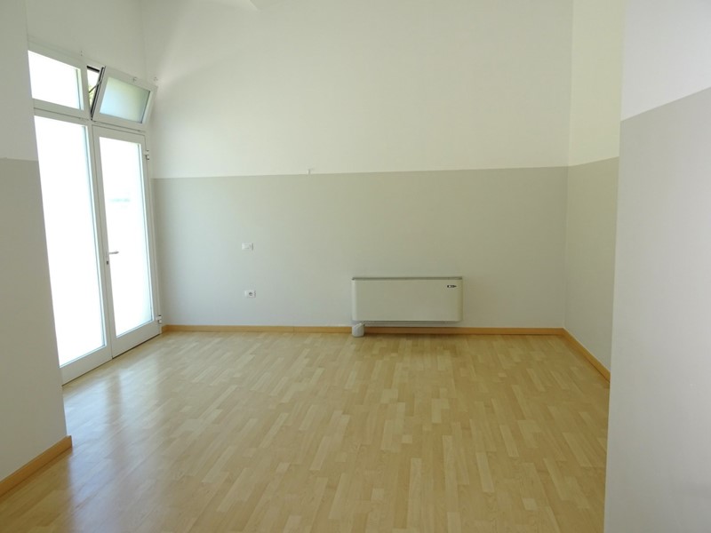 Ufficio in Vendita a Senigallia, 185'000&euro;, 190 m²