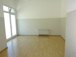 Ufficio in Vendita a Senigallia, 185'000€, 190 m²