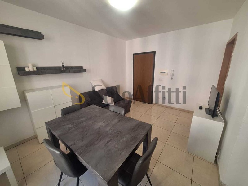 Bilocale in Affitto a Livorno, zona Centro, 680€, 55 m², arredato