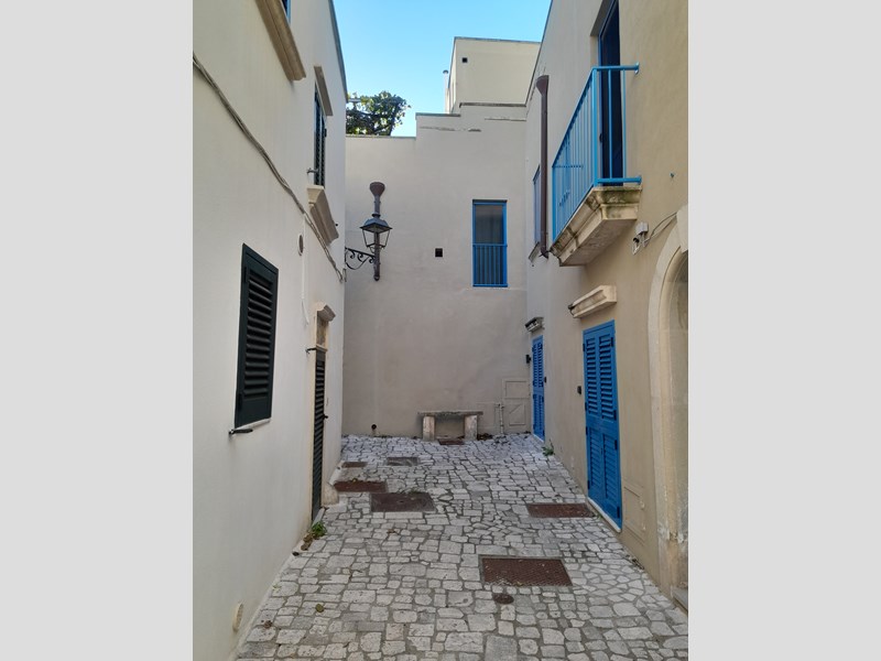 Bilocale in Vendita a Otranto, zona Centro storico, 250'000€, 52 m², arredato