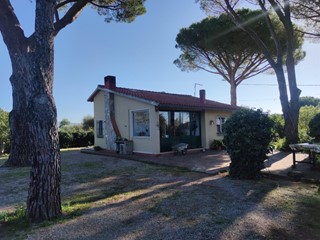 Villa in Vendita a Castiglione della Pescaia, 560'000€, 120 m², arredato