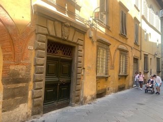 Immobile commerciale in Vendita a Lucca, 165'000€, 38 m²