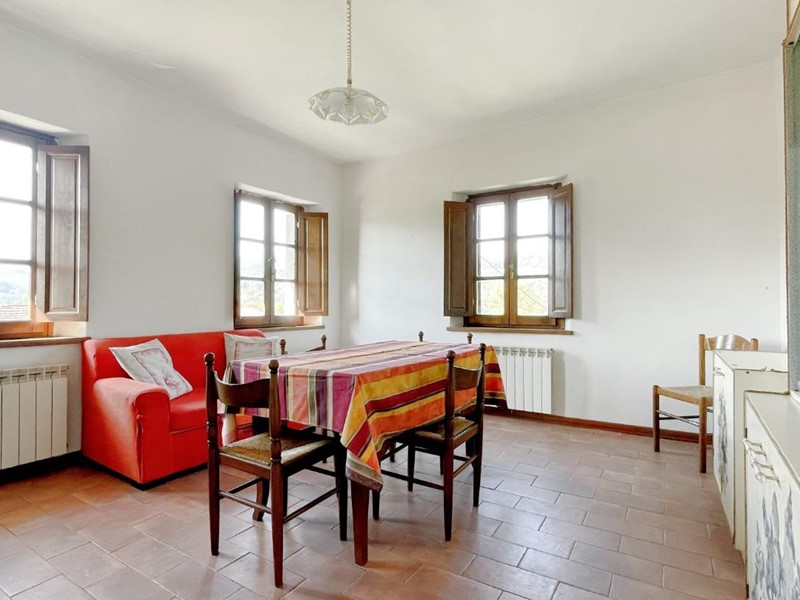 Trilocale in Vendita a Barga, zona Castelvecchio Pascoli, 49'000&euro;, 50 m², arredato