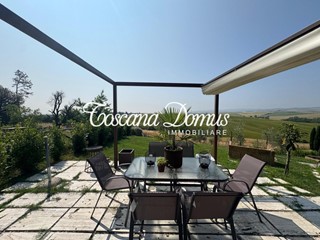 Casa Semi Indipendente in Vendita a Siena, 550'000€, 130 m², arredato