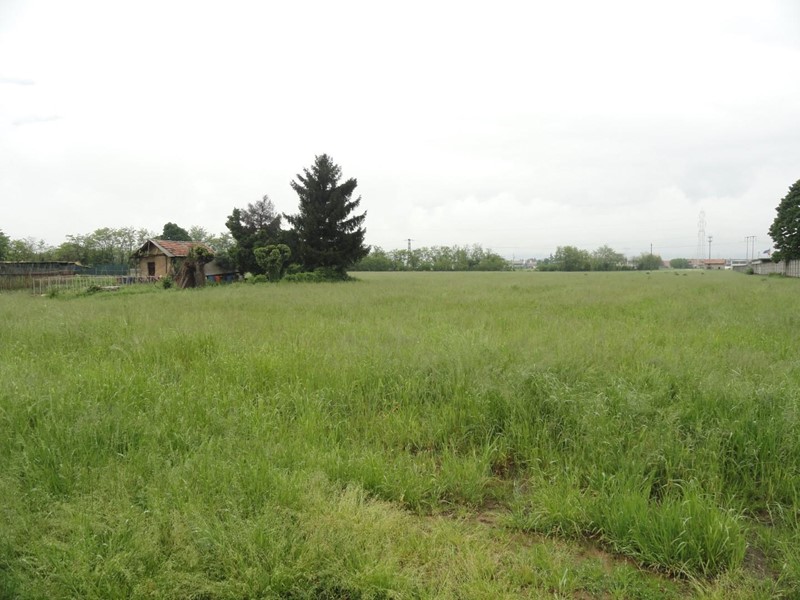 Terreno agricolo in Vendita a Cornate d'Adda, 104'500€, 16260 m²