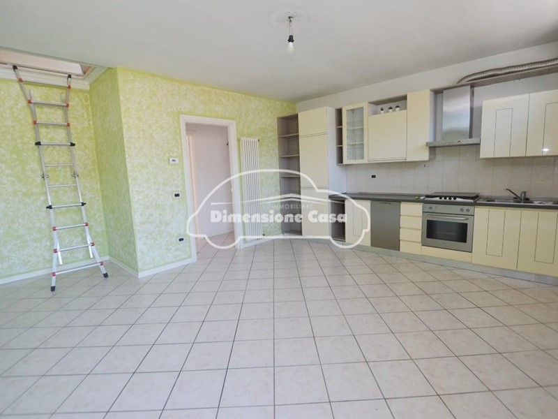 Quadrilocale in Vendita a Porcari, 190'000€, 80 m²