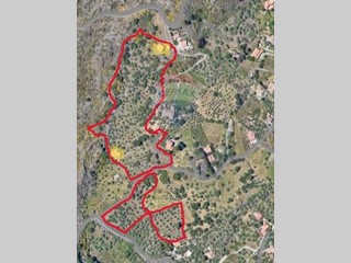 Rustico in Vendita a Adrano, 135'000&euro;, 300 m²