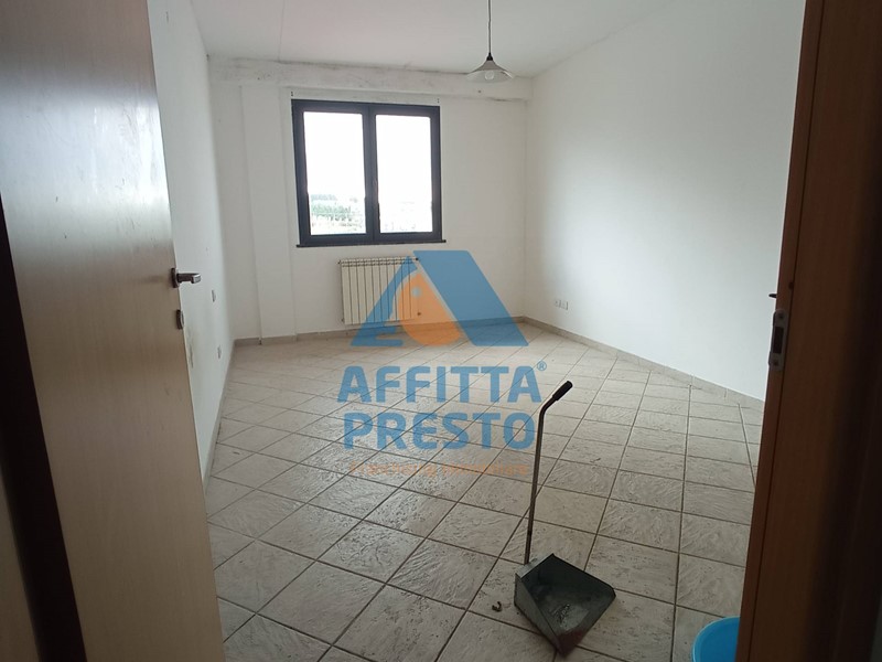 Appartamento in Affitto a Vinci, 2'200&euro;, 360 m²