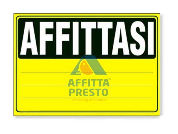 Negozio in Affitto a San Miniato, 250€, 40 m²