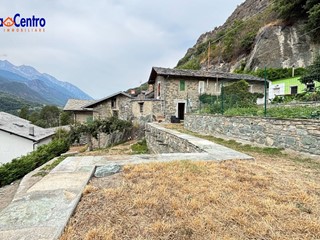 Trilocale in Vendita a Chambave, 79'000&euro;, 83 m²