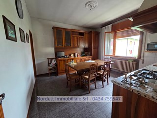 Casa Semi Indipendente in Vendita a Gaiarine, 190'000€, 240 m²