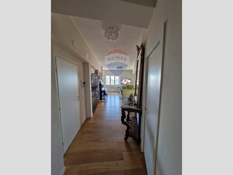 Trilocale in Vendita a Minturno, 280'000€, 105 m²