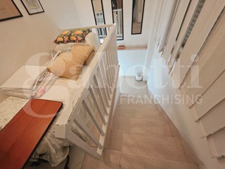 Trilocale in Vendita a Assisi, 210'000€, 205 m²