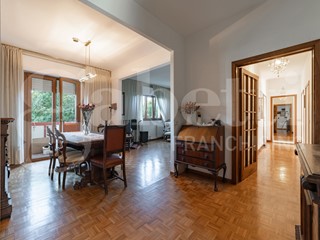 Quadrilocale in Vendita a Milano, 309'000€, 127 m²