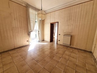Appartamento in Vendita a Napoli, 520'000€, 140 m²