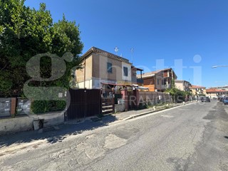 Trilocale in Vendita a Marino, 205'000€, 90 m²