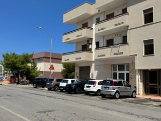 Immobile commerciale in Vendita a Polignano a Mare, 120'000€, 72 m²