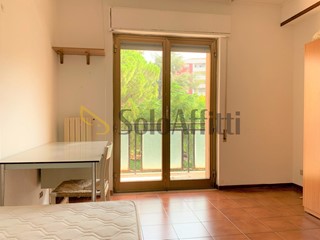 Stanza in Affitto a Catanzaro, zona Mater Domini, 200&euro;, 140 m², arredato