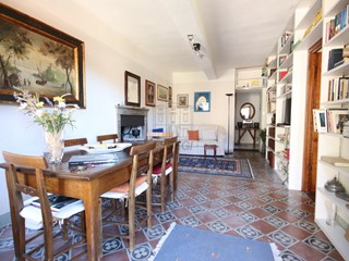Casale in Vendita a Pescaglia, 195'000€, 160 m²