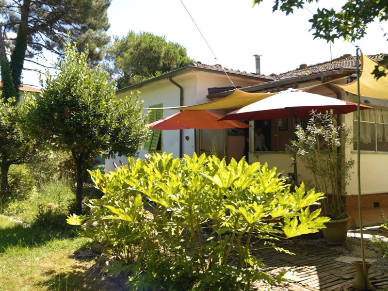 Villa in Vendita a Massa, zona Poveromo, 540'000&euro;, 149 m²
