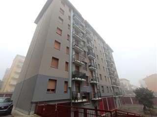 Quadrilocale in Vendita a Garbagnate Milanese, 114'000€, 104 m²