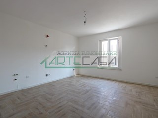 Trilocale in Vendita a Ponsacco, 170'000€, 70 m², arredato