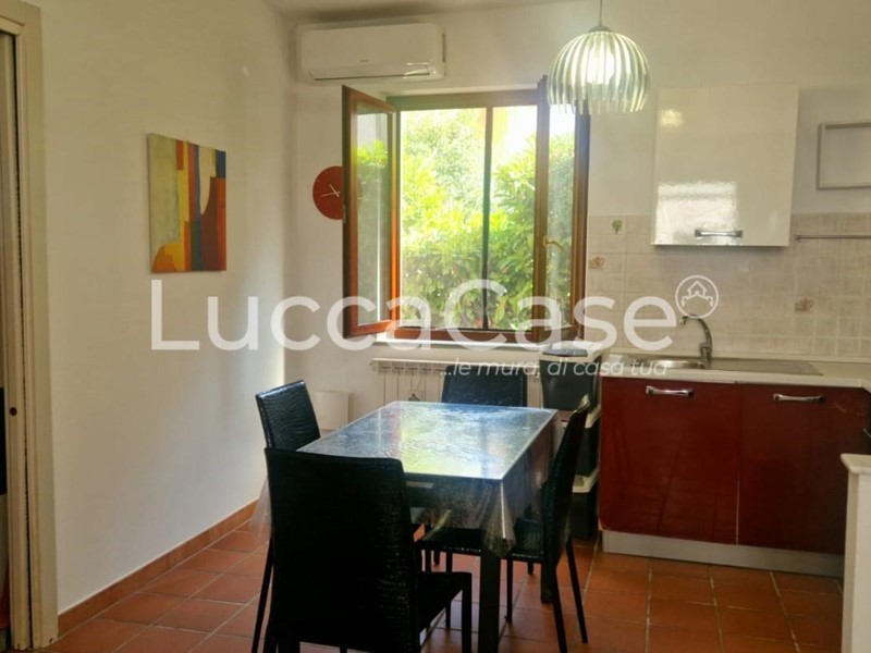 Bilocale in Vendita a Lucca, zona San Concordio Contrada, 150'000€, 40 m², arredato