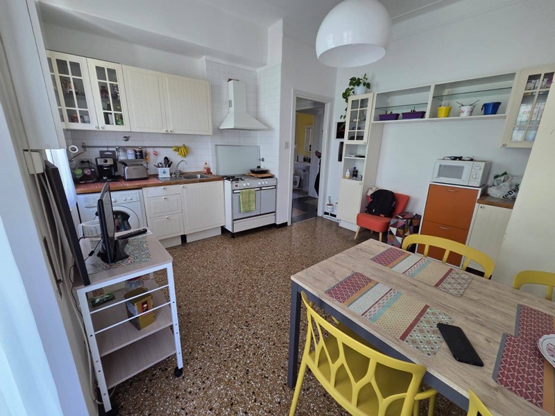 Appartamento in Vendita a Genova, 80'000€, 55 m²
