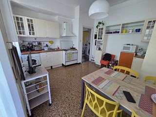 Appartamento in Vendita a Genova, 80'000€, 55 m²