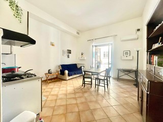 Trilocale in Vendita a Palermo, 110'000€, 58 m²