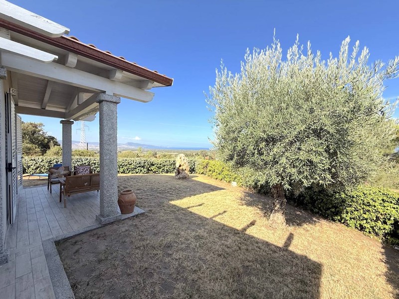 Villa in Vendita a Badesi, 330'000€, 72 m²