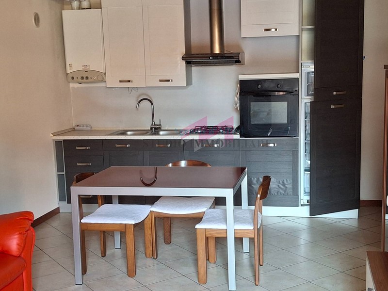 Trilocale in Vendita a Ostiglia, 70'000&euro;, 60 m²